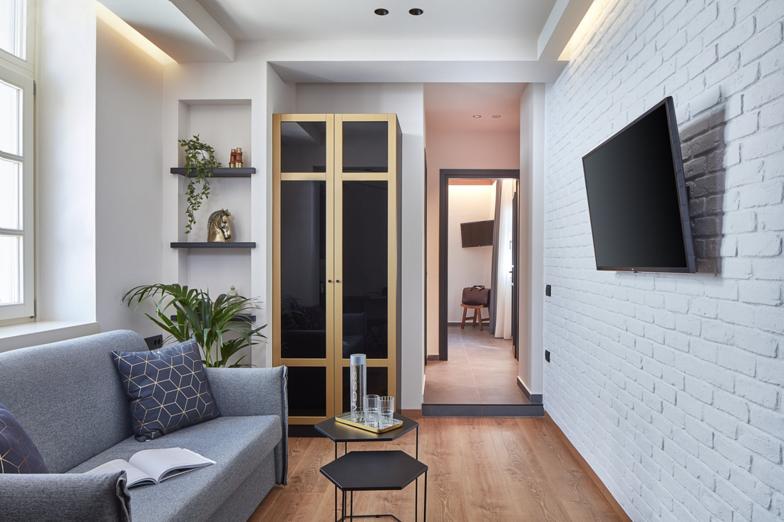 Suite 2/4p