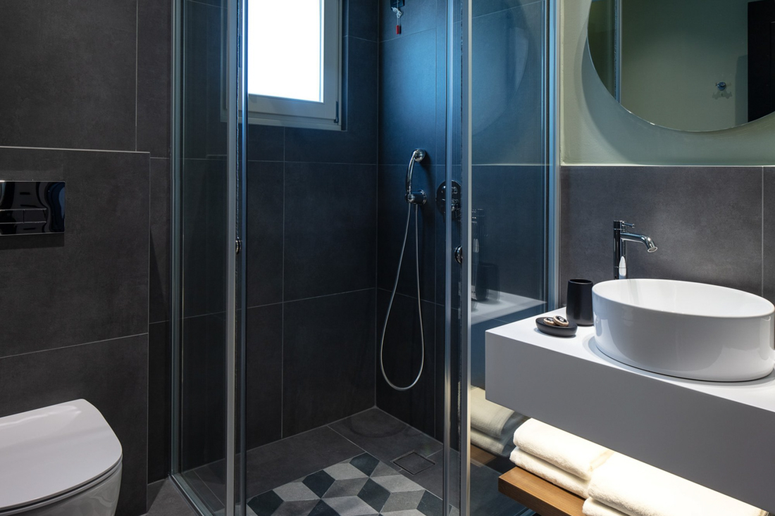 Suite 2/4p