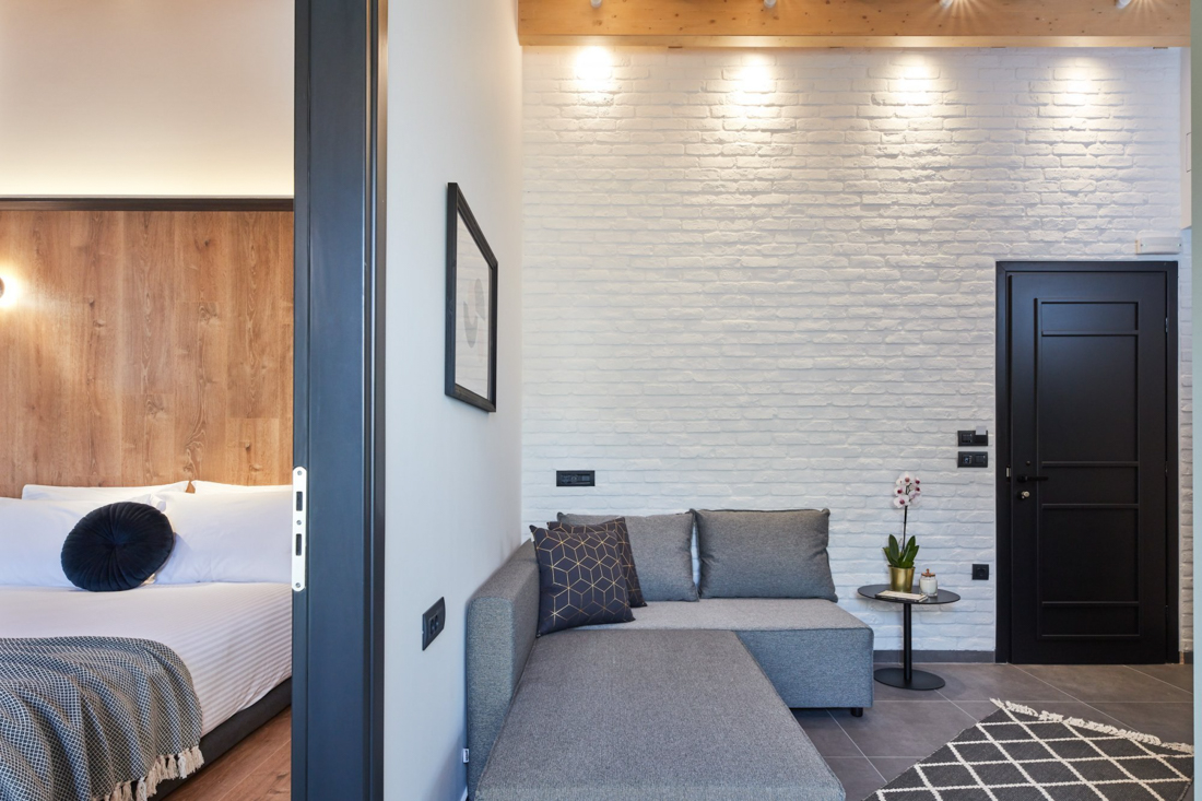 Suite 2/4p