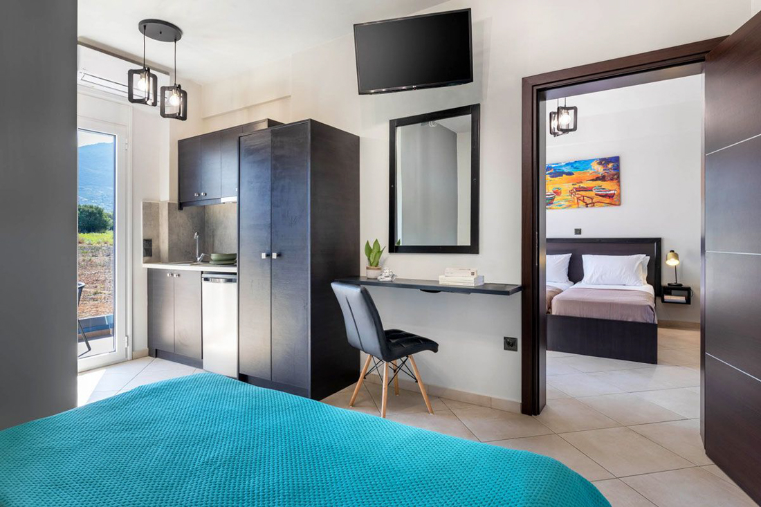 Suite 2/4p