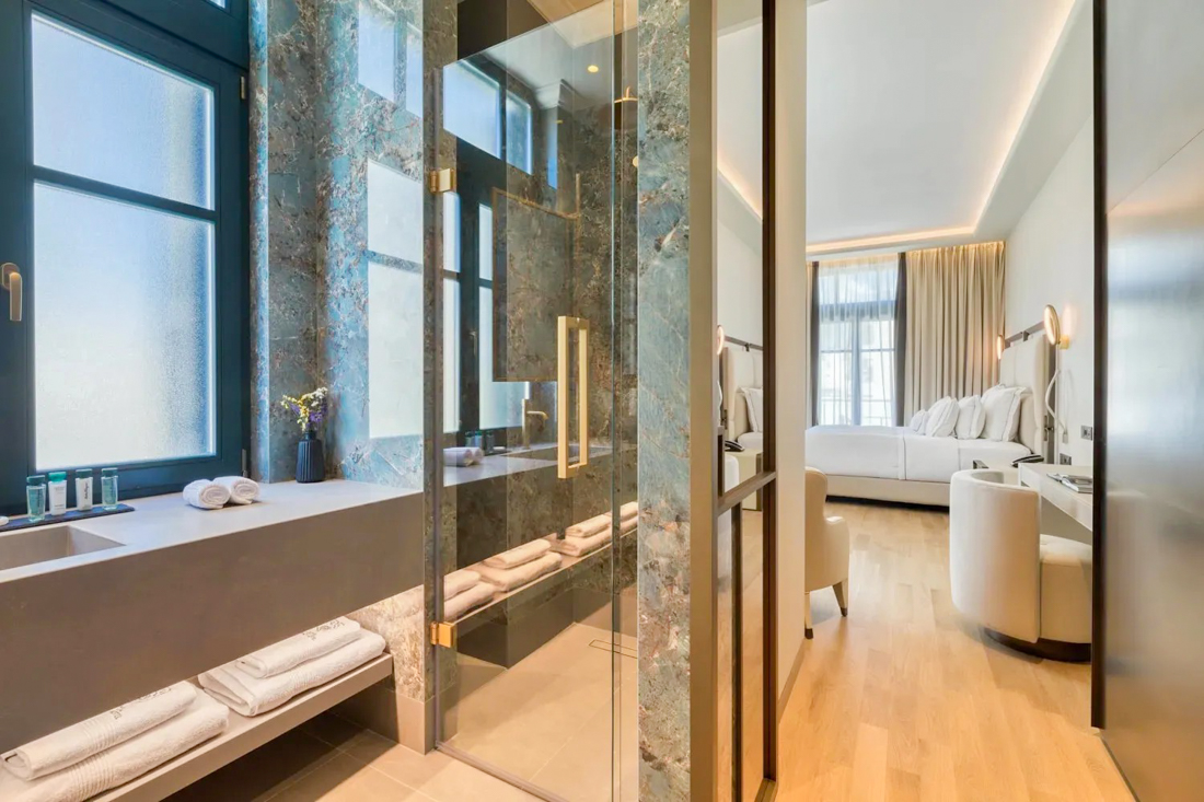 Junior Suite Side Sea View 2p