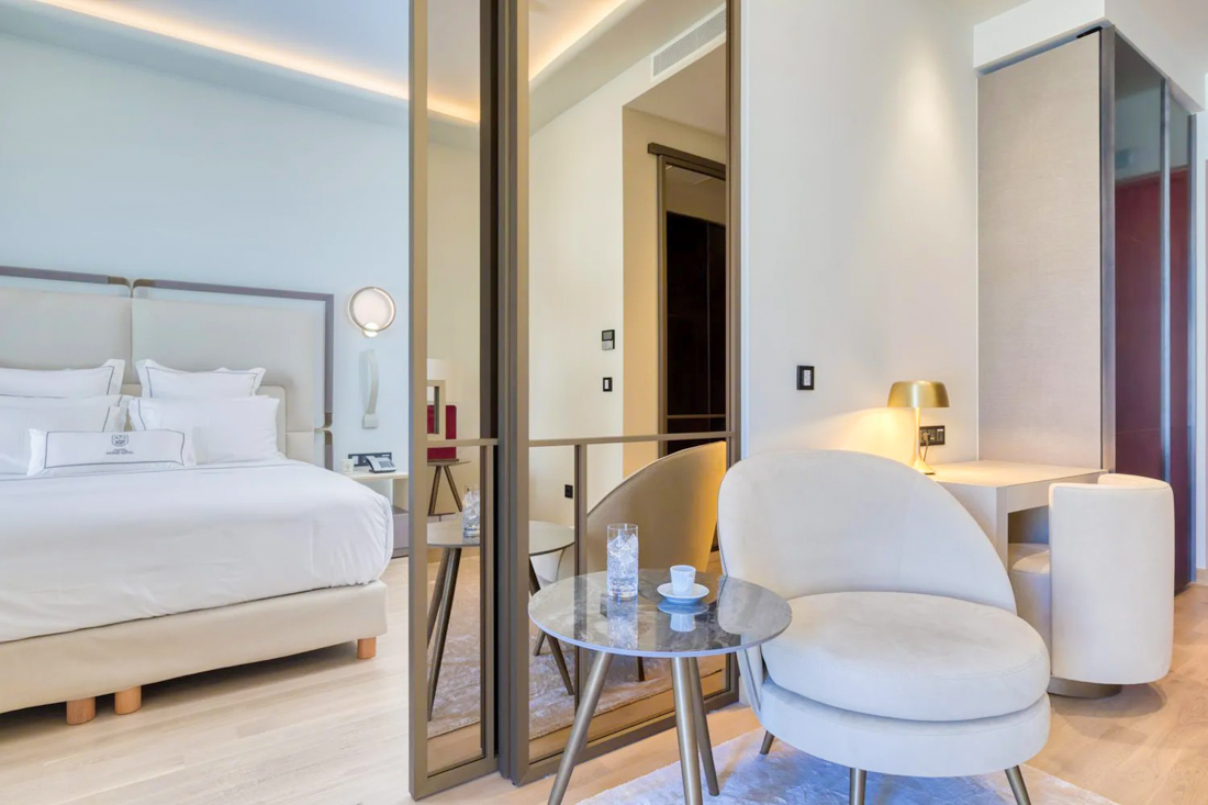 Suite 2/4p