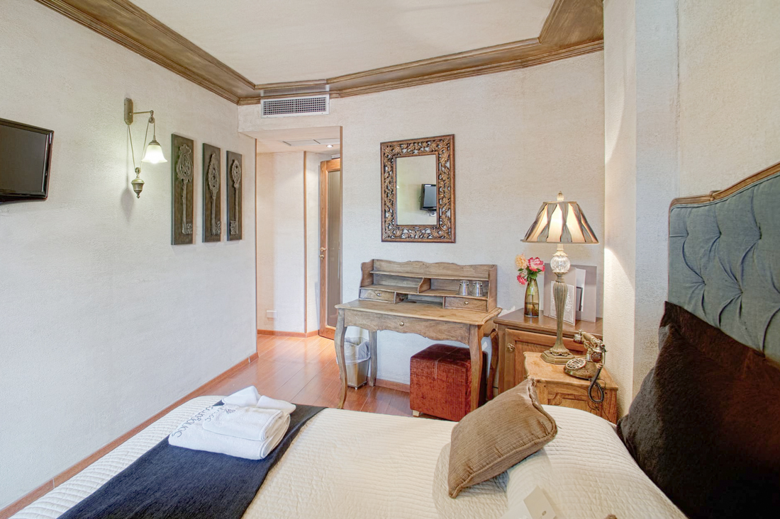 Kamer Kastania
